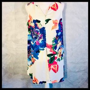 White Button Down Sleeveless Top L